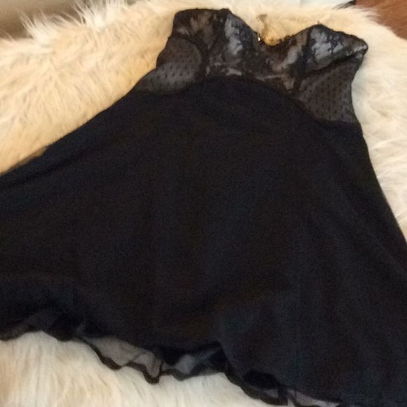 LACE💞WHITE house BLACK market 💞dress - Picture 3 of 8